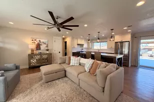 1442 W Diamond Valley Dr, Saint George, UT 84770 - Photo 3