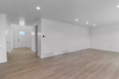 278 N 870 E #17, Tremonton, UT 84337 - Photo 13