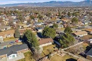 2567 Sharron Dr, Taylorsville, UT 84129 - Photo 43