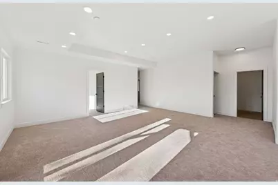 1444 E 2400 N, Layton, UT 84040 - Photo 45