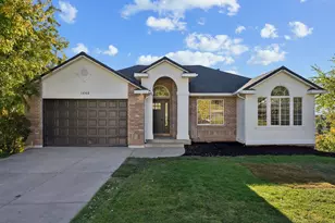 1444 E 2400 N, Layton, UT 84040 - Photo 63