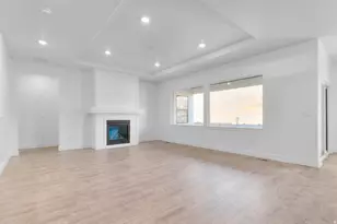 185 W Glenbrittle Dr, Lehi, UT 84048 - Photo 9