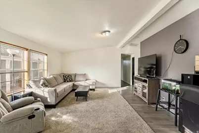 1181 E Del Rio St, Holladay, UT 84117 - Photo 5