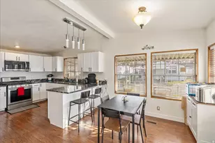 1181 E Del Rio St, Holladay, UT 84117 - Photo 7