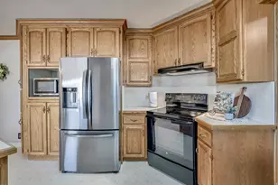 2632 W 9545 S, South Jordan, UT 84095 - Photo 9