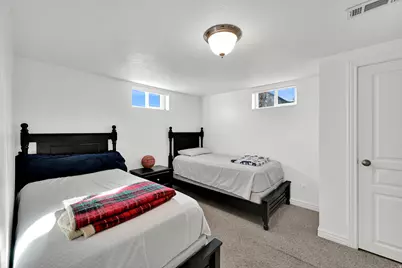 295 E 500 N, Kaysville, UT 84037 - Photo 21