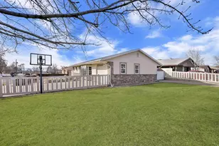 295 E 500 N, Kaysville, UT 84037 - Photo 27