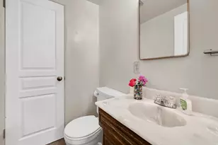 295 E 500 N, Kaysville, UT 84037 - Photo 15