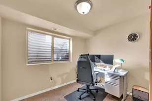 1829 W 5050 S, Roy, UT 84067 - Photo 15