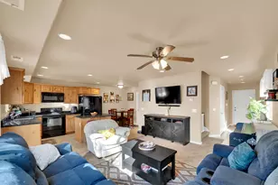 1829 W 5050 S, Roy, UT 84067 - Photo 3