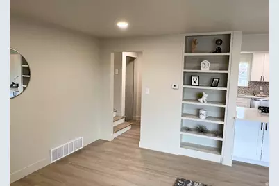 8343 S Monroe St, Midvale, UT 84047 - Photo 15