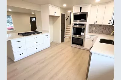 8343 S Monroe St, Midvale, UT 84047 - Photo 3