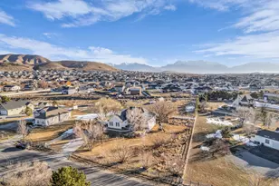 9390 N Canyon Wash Dr, Eagle Mountain, UT 84005 - Photo 35