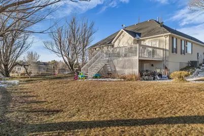 9390 N Canyon Wash Dr, Eagle Mountain, UT 84005 - Photo 25