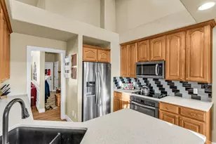 9390 N Canyon Wash Dr, Eagle Mountain, UT 84005 - Photo 11