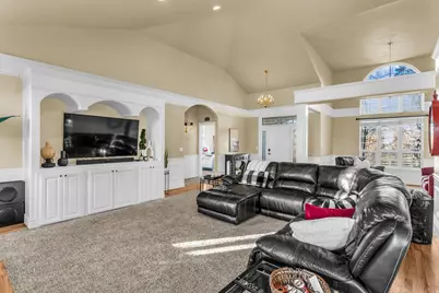 9390 N Canyon Wash Dr, Eagle Mountain, UT 84005 - Photo 5