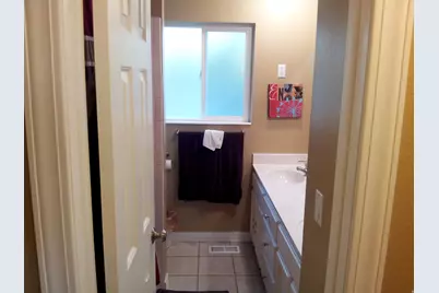 2156 E Falcon Way, Sandy, UT 84093 - Photo 13