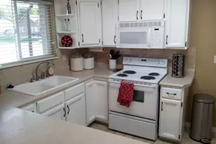 2156 E Falcon Wy, Sandy, UT 84093 - Photo 27