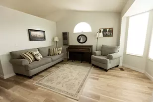 1099 E 2125 N, Layton, UT 84040 - Photo 7