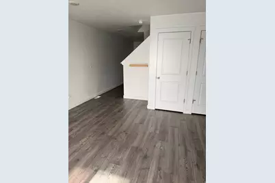 1056 E Waterway Ln N, Saratoga Springs, UT 84045 - Photo 3