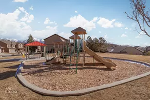 16065 S Timber Brook Dr E, Draper, UT 84020 - Photo 31