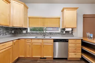 16065 S Timber Brook Dr E, Draper, UT 84020 - Photo 17