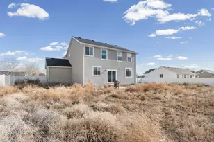 3795 N Eisenhower St, Eagle Mountain, UT 84013 - Photo 37