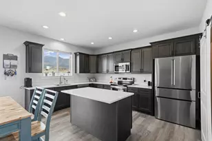 3795 N Eisenhower St, Eagle Mountain, UT 84013 - Photo 15