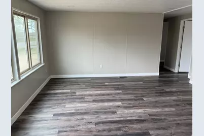 22 S 400 E, Myton, UT 84052 - Photo 15