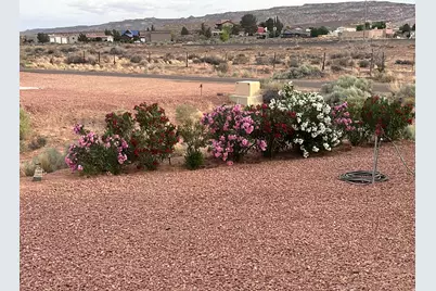 1095 E Canyon Dr, Big Water, UT 84741 - Photo 45