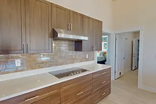 1095 E Canyon Dr, Big Water, UT 84741 - Photo 9