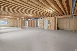 8035 N Park Ln E, Lake Point, UT 84074 - Photo 33