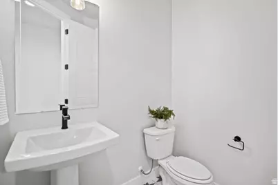 8035 N Park Ln E #2, Lake Point, UT 84074 - Photo 19