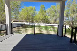 8035 N Park Meadow Ln E, Lake Point, UT 84074 - Photo 43