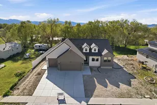 8035 N Park Meadow Ln E, Lake Point, UT 84074 - Photo 47