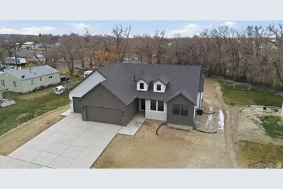 8035 N Park Ln E #2, Lake Point, UT 84074 - Photo 43