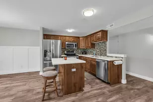 905 S Main St, Layton, UT 84041 - Photo 3