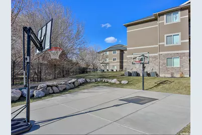 905 S Main St #G, Layton, UT 84041 - Photo 35