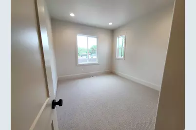 1681 E Delaware Ln, Holladay, UT 84117 - Photo 19