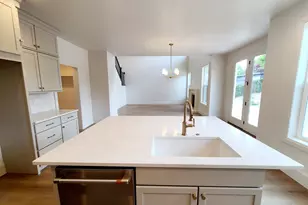 1681 E Delaware Ln, Holladay, UT 84117 - Photo 9