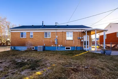 4579 S 375 E, Washington Terrace, UT 84405 - Photo 29