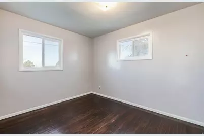 4579 S 375 E, Washington Terrace, UT 84405 - Photo 17