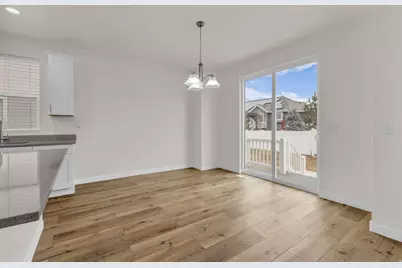 583 S Alberta Spruce Dr, Layton, UT 84041 - Photo 9