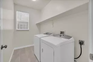 583 S Alberta Spruce Dr, Layton, UT 84041 - Photo 11