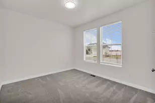 583 S Alberta Spruce Dr, Layton, UT 84041 - Photo 13