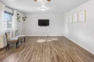 2025 E South Weber Dr, South Weber, UT 84405 - Photo 9