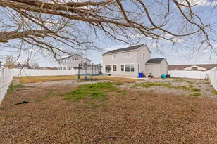 2735 S Shoreline Dr, Syracuse, UT 84075 - Photo 25