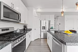 2735 S Shoreline Dr, Syracuse, UT 84075 - Photo 9