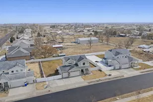 2735 S Shoreline Dr, Syracuse, UT 84075 - Photo 27