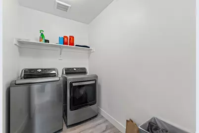 2735 S Shoreline Dr, Syracuse, UT 84075 - Photo 15